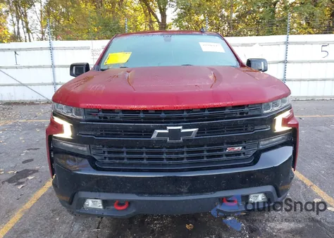 2021 Chevrolet Silverado 1500 4Wd Short Bed Lt Trail Boss z USA, uszkodzony, nr VIN 3GCPYFED9MG211219
